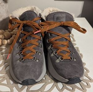 Women's sorel boots